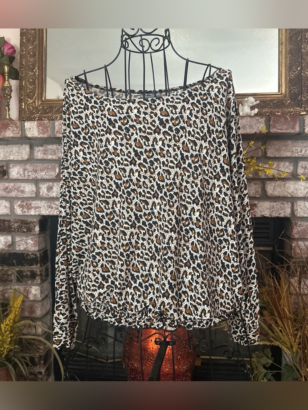 Isabella Rodríguez Leopard Print Long Sleeve Blouse Elasticized Smocked Waist